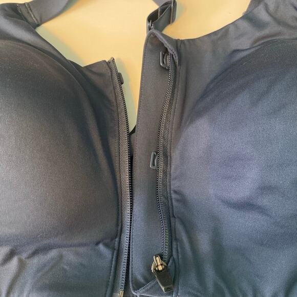 36E Calia Sports bra by Carrie Underwood - Picture 7 of 8